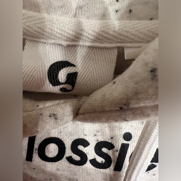Glossier Speckled Hoodie
Size small - Picture 4 of 5
